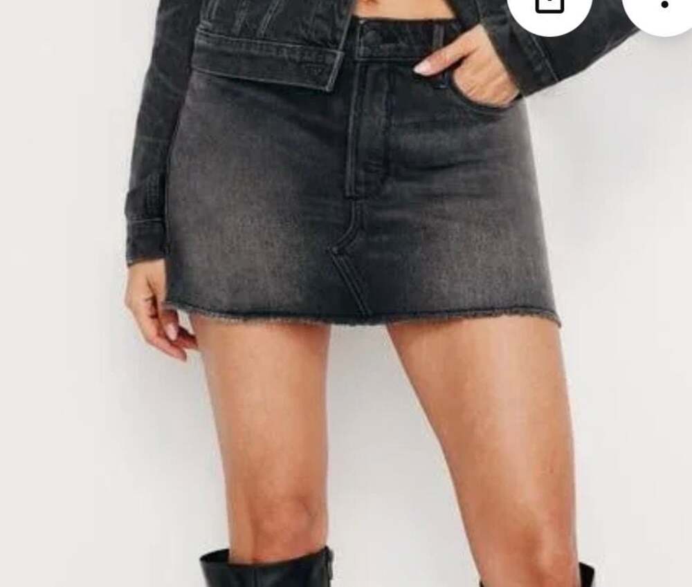 Good American Uniform Denim Miniskirt size 14 $129 MSRP